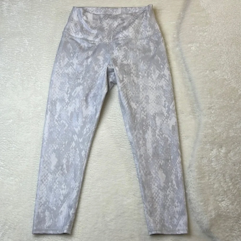 Alo Yoga Snakeskin Print 7/8 Legging Gray Size Small